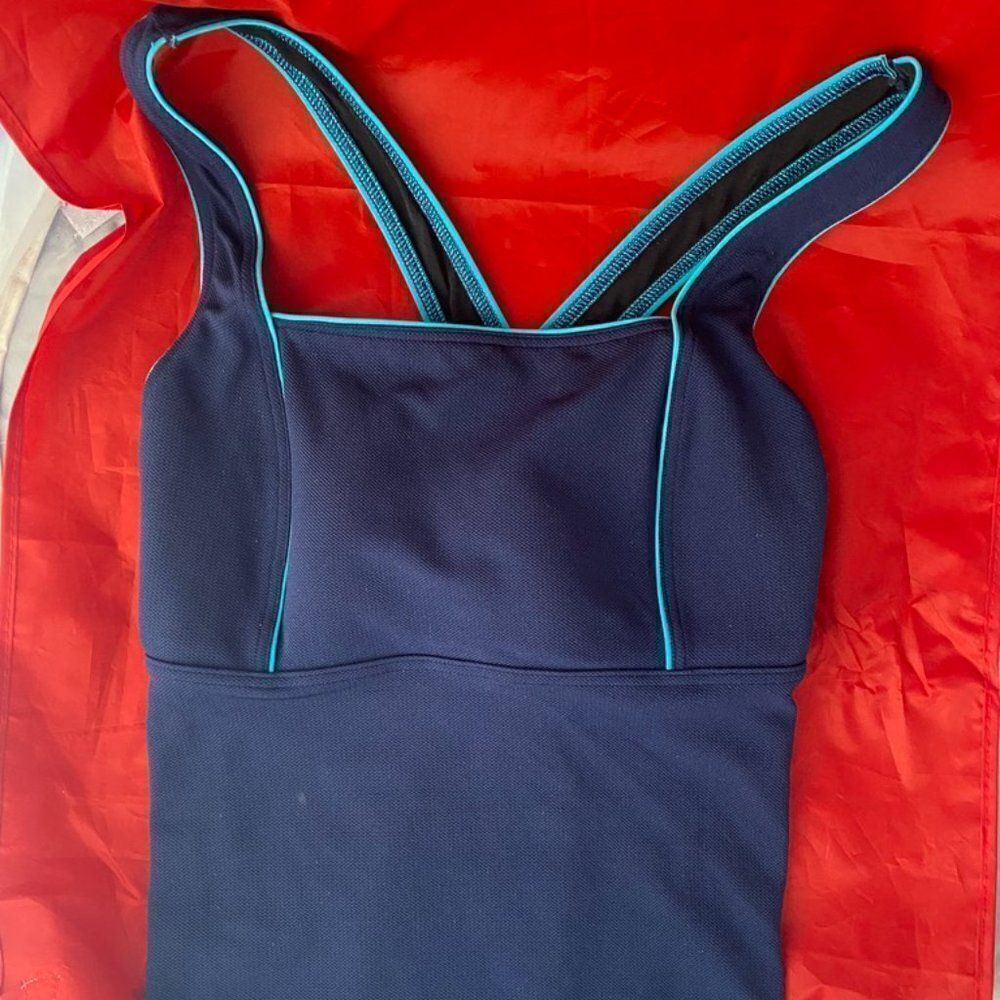 Land's End Swimsuit Top Tankini -- Size 10
